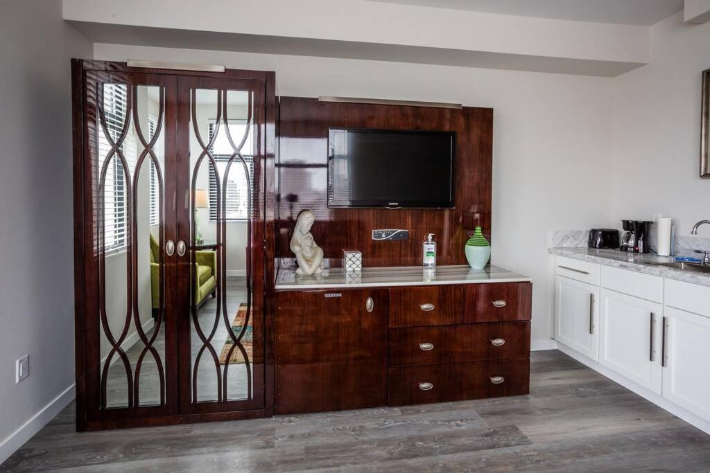 Cali King Size One Bedroom Luxurious Suite In Dtsd San Diego Eksteriør billede